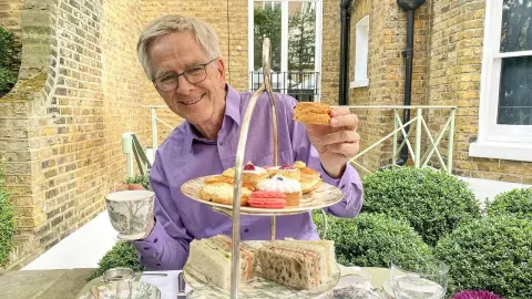 Exploring London's Past and Present: A Local's Guide to the City's Evolution