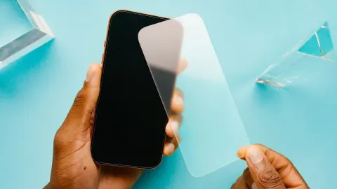 Why Smartphone Glass Claims Are Often Misleading