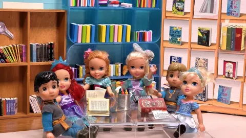 Elsa and Anna Teach Library Etiquette with Barbie Dolls